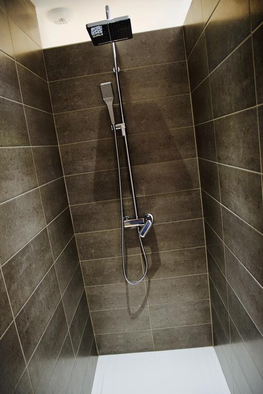 Les Lodges Du Pic Le Triadou エクステリア 写真